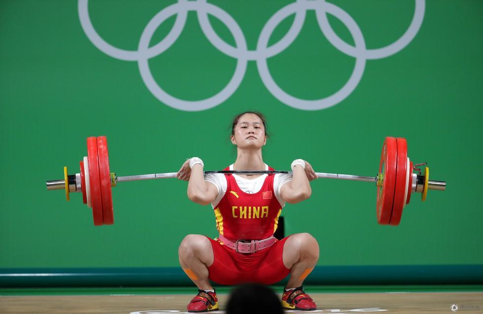 里约奥运会直播间:邓薇连续打破了两项世界纪