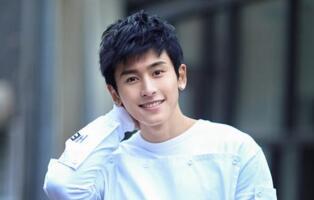 张哲瀚张思帆snh48黄婷婷加盟《极速》