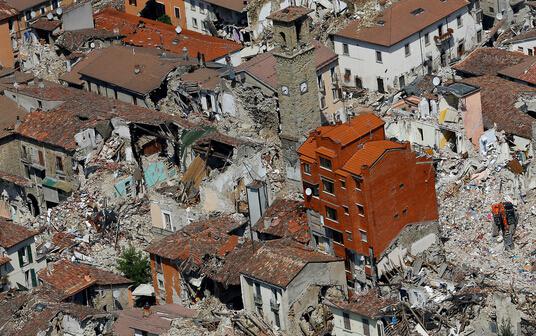 意大利地震:意大利接连两次地震 伤亡状况暂不